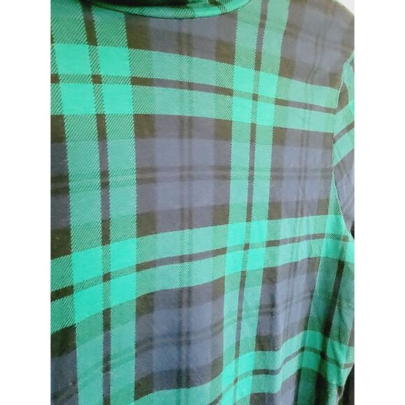 Lands End M/T Tartan Plaid Turtleneck Size M‎ Blue Green Shaped Fit Modal Cotton - Picture 2 of 7
